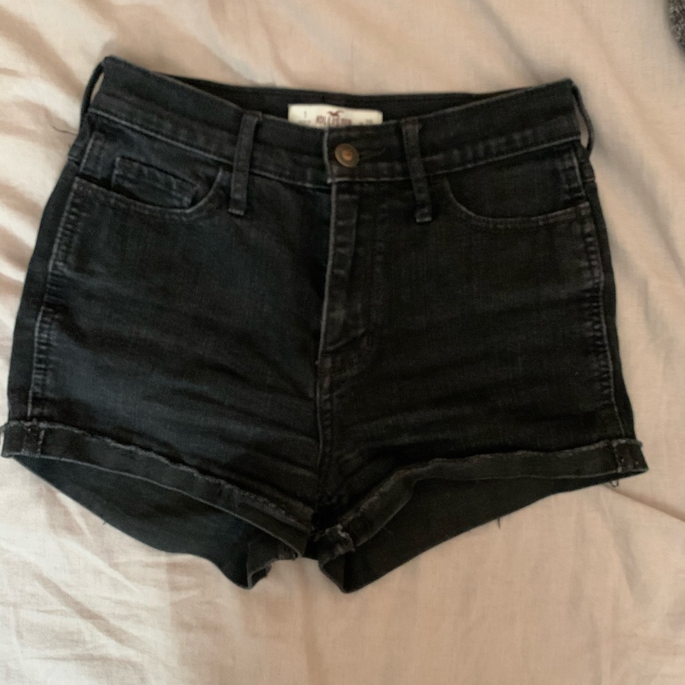 Hollister high waisted shorts
